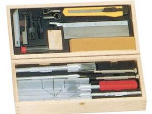 Deluxe Knife and Tool Set