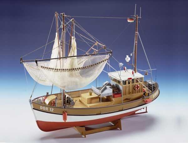 https://www.historicships.com/wp-content/uploads/2017/11/p_4_5_1_7_4517-Sirius-Classic-Fishing-Trawler-Kit.jpg