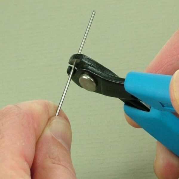 Hard Wire and Cable Cutter