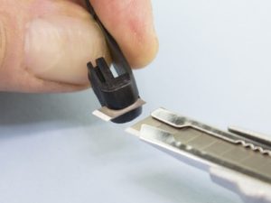 Snap-Off Knife & Blades – ModelCraft
