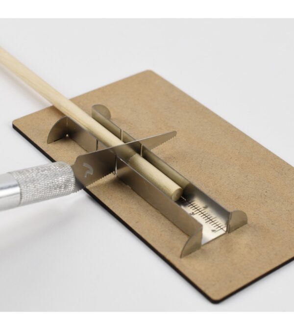 Micro Mitre Box with Precision Saws - Artesania Latina - Image 3